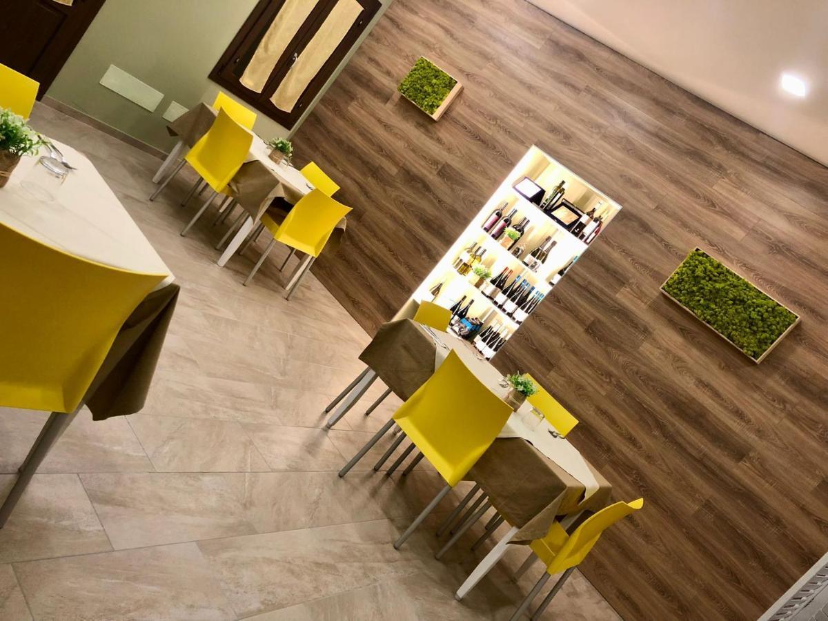 קיארמונטה גולפי Terre Iblee Resort מראה חיצוני תמונה